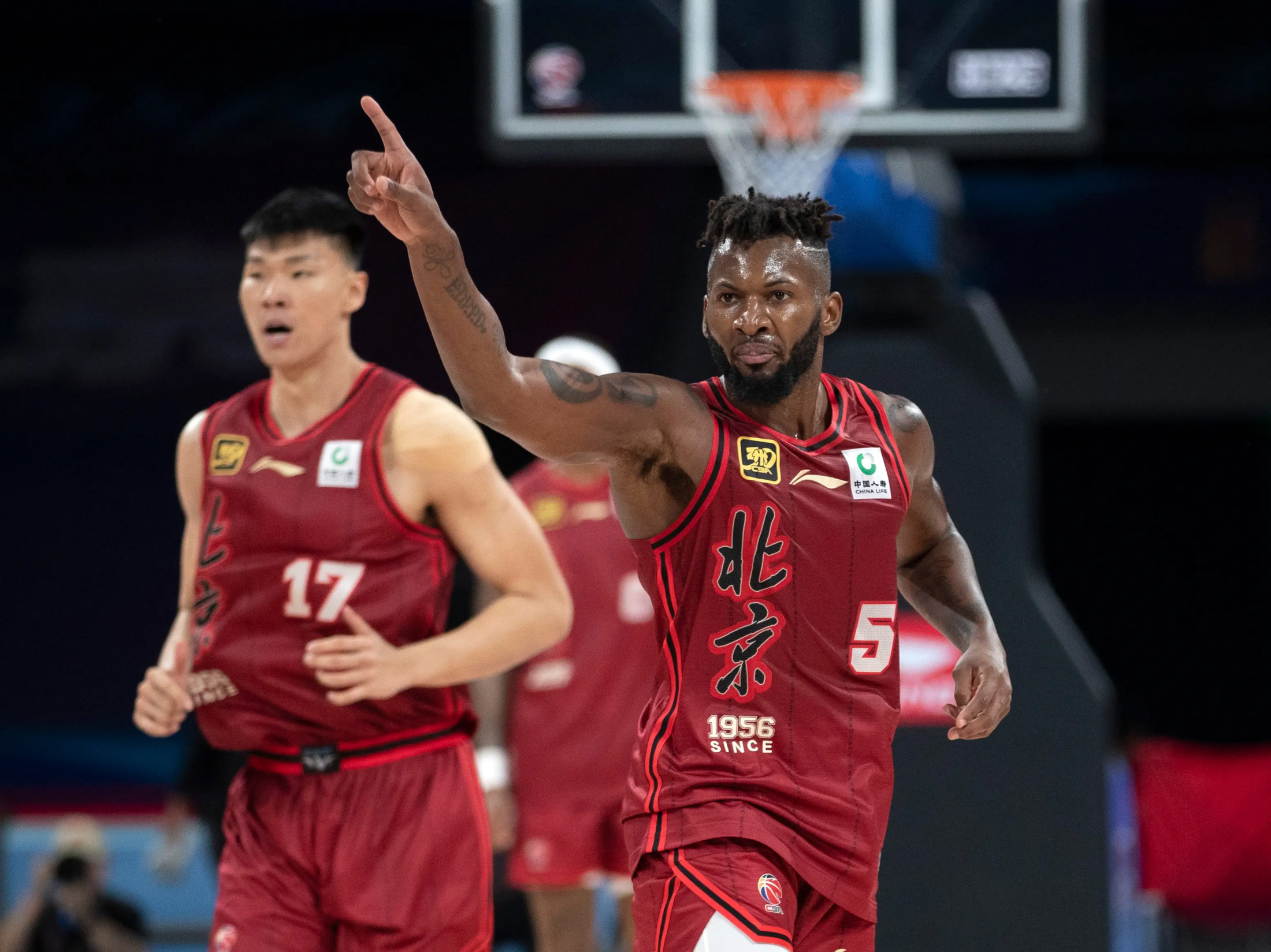 AYX SPORTS-广厦新外援特伦斯戴维斯